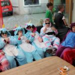 Einhörner mit Drachen